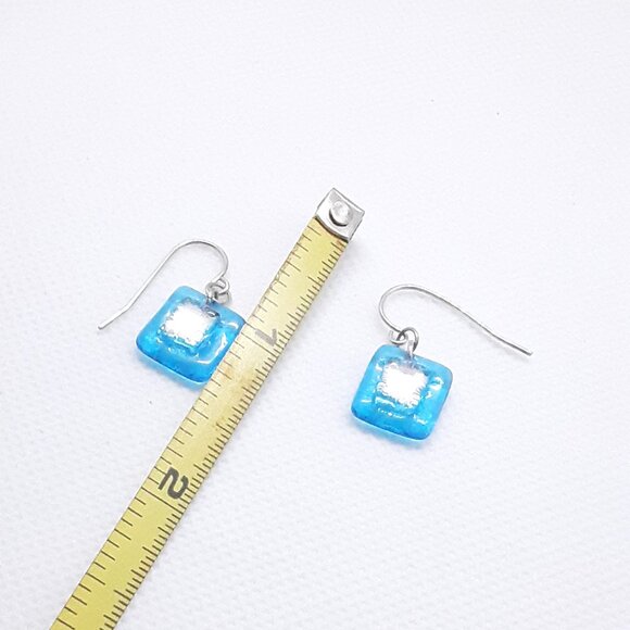HOST PICK! CLOSET SALE!! New Sterling  silver Ocean blue Dichroic Glass Earrings - Picture 10 of 12